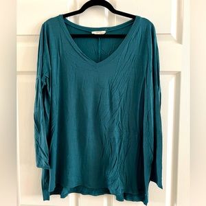 Small v-neck teal tunic top
